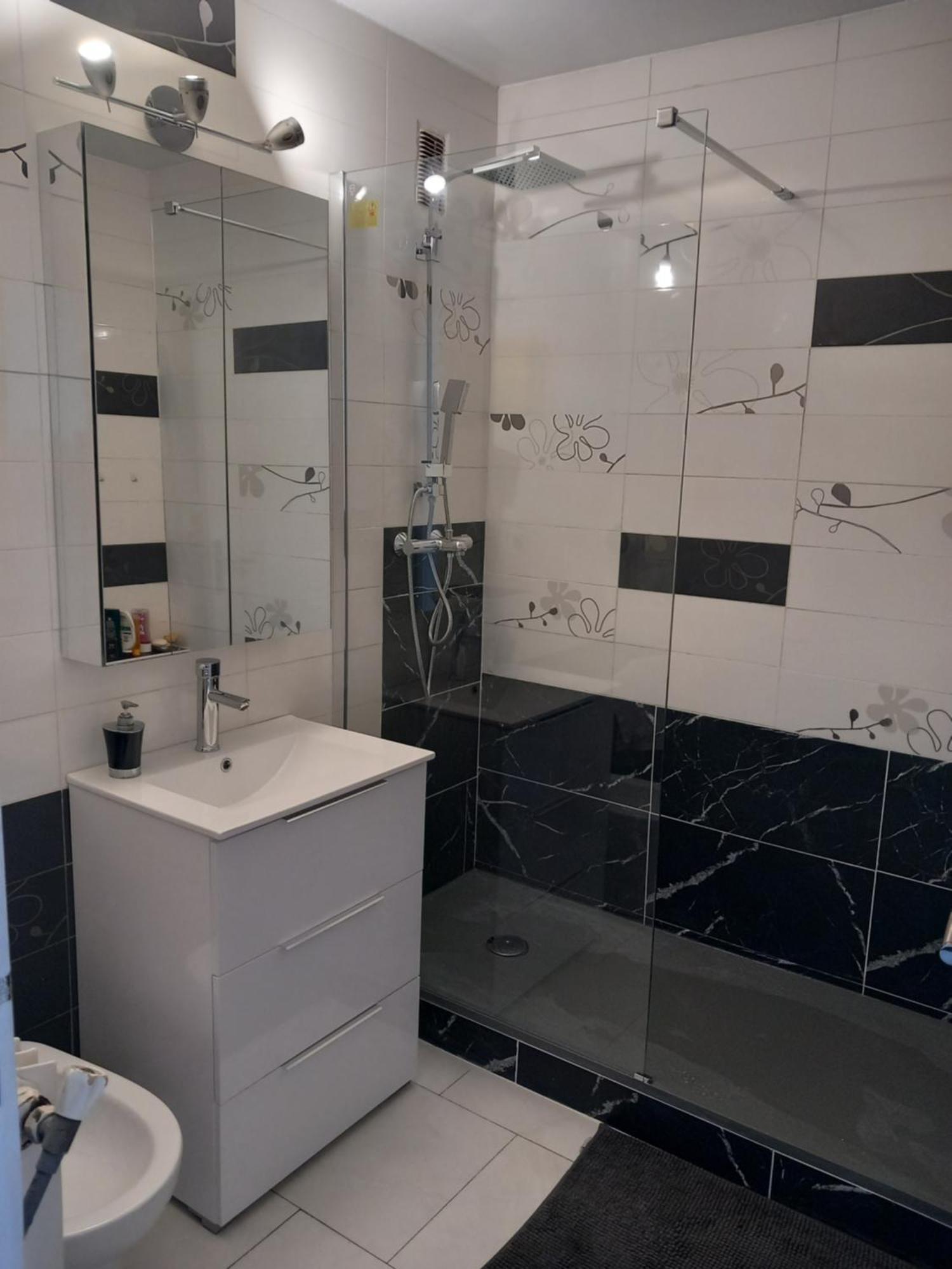 Chambre B2 Dans Un Appartement En Colocation マルセイユ エクステリア 写真